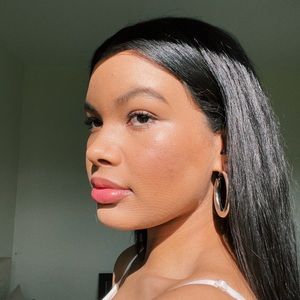 Meet your Posher, Nyah